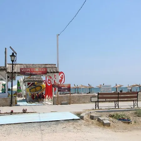 By The Sea Mamaia